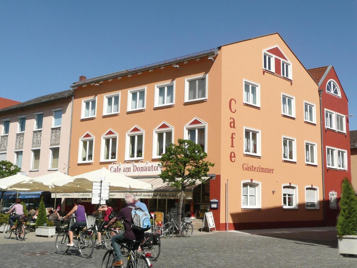 Cafe Am Donautor Hotel Kelheim Buitenkant foto
